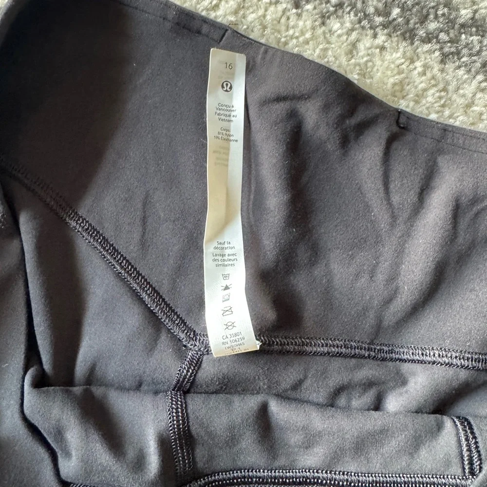 lululemon athletica Black Leggings - Picture 6 of 12